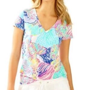 LILLY PULITZER | Michele V-Neck Top Roar of the Seas Colorful Tee Women’s Size S